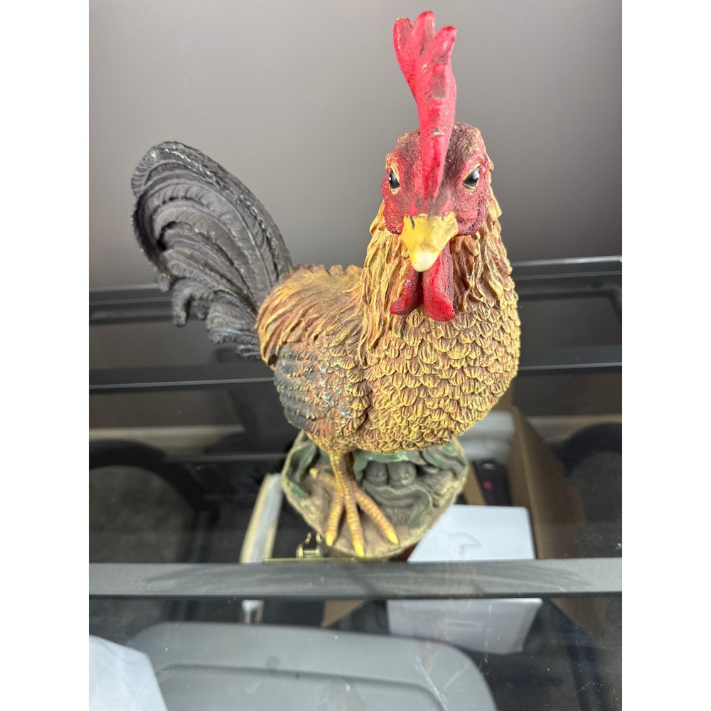 Rustic Rooster Figurine Farmhouse Country Decor Charming Chicken Statue Accent